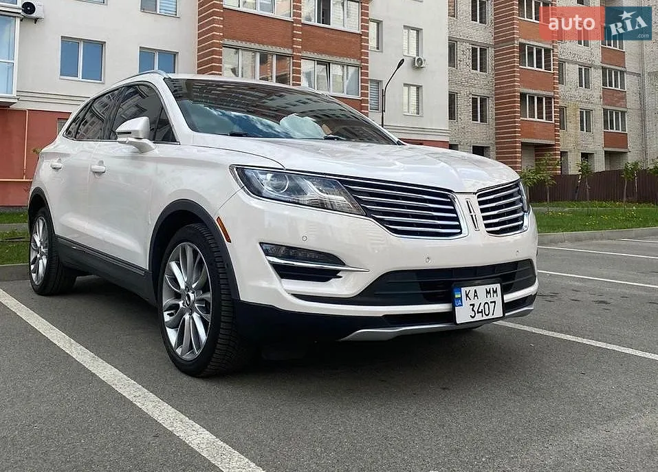 Lincoln MKC, 2016