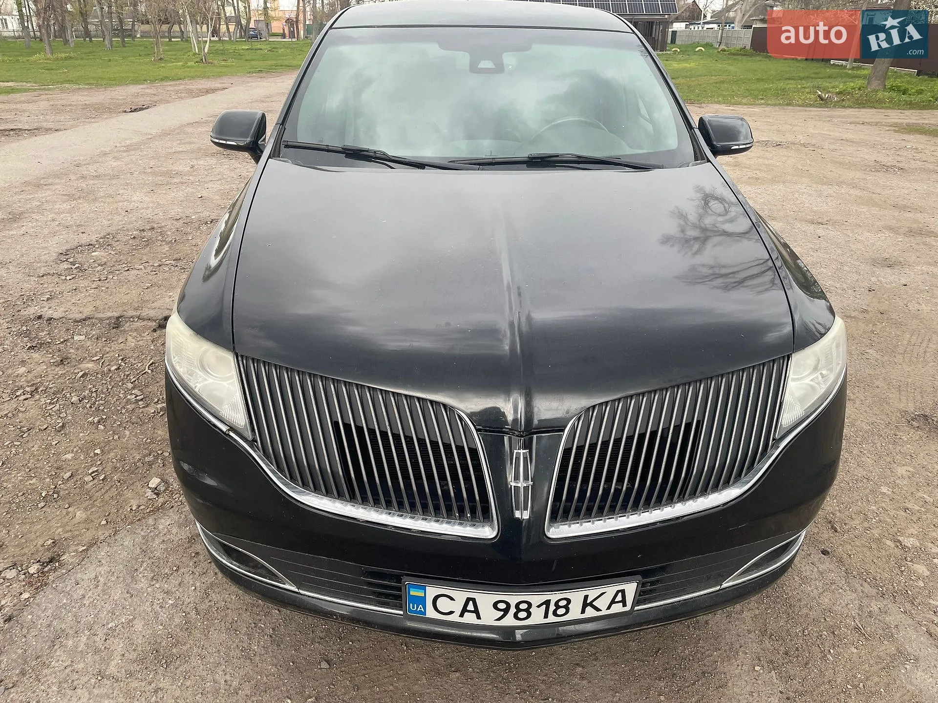 Lincoln MKT, 2012