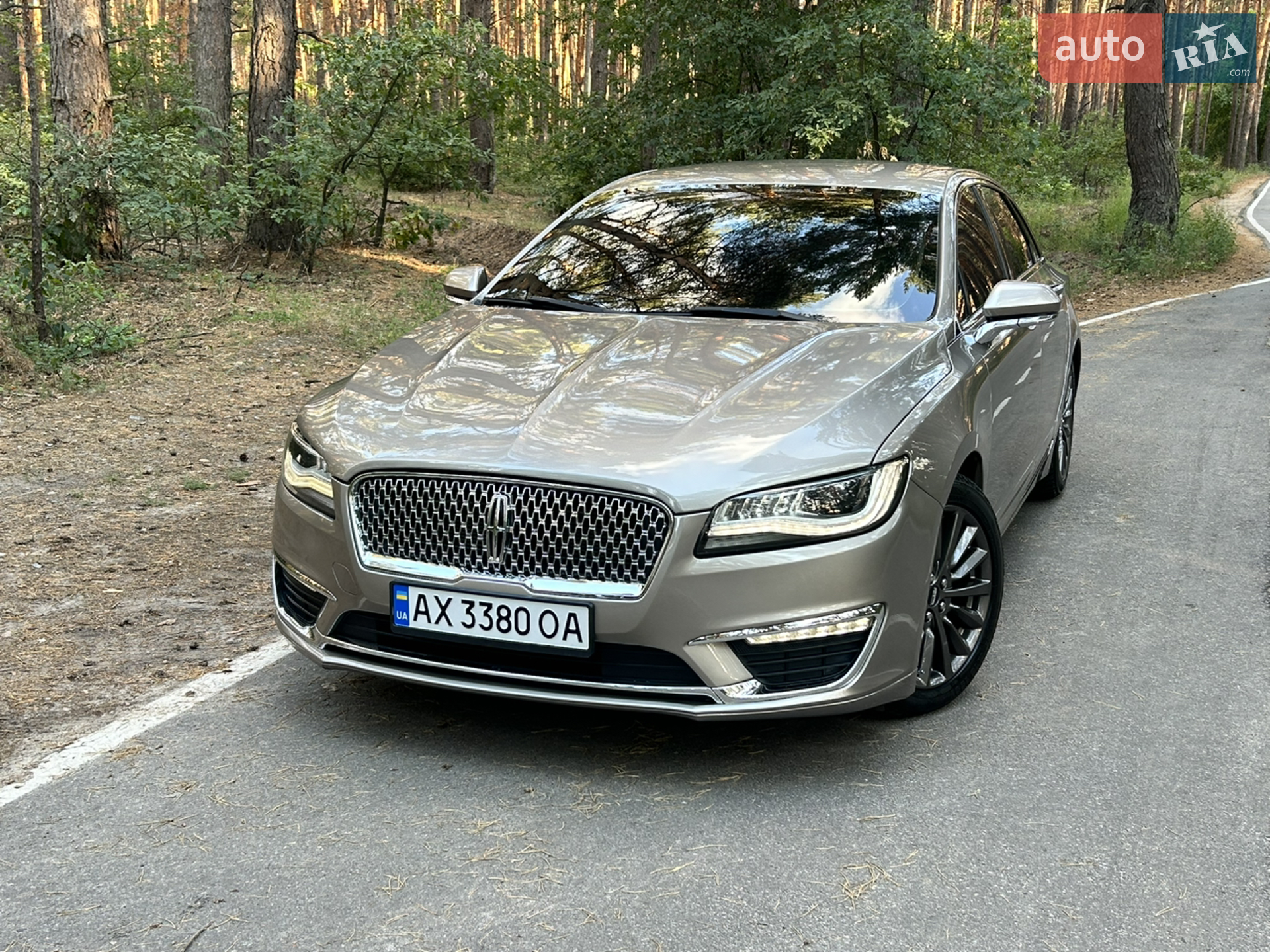 Lincoln MKZ, 2018