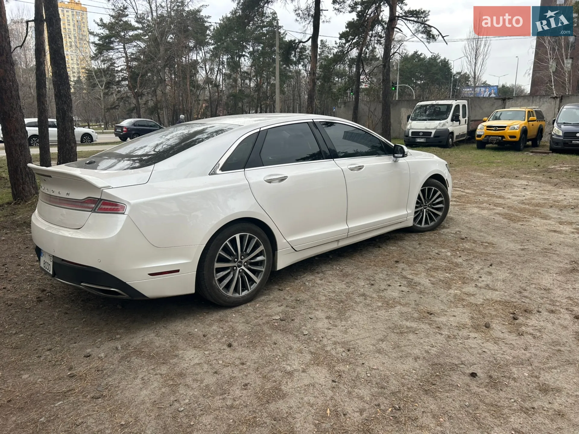 Lincoln MKZ, 2016