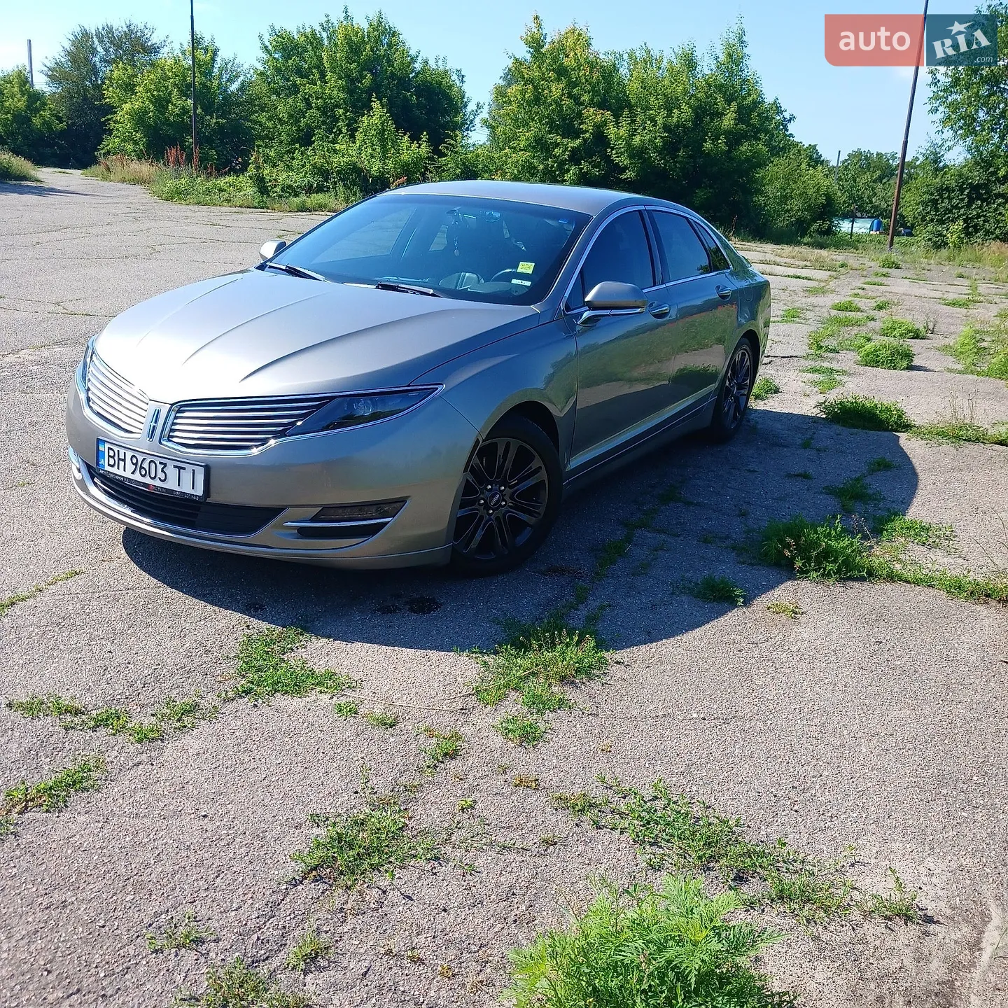 Lincoln MKZ, 2015