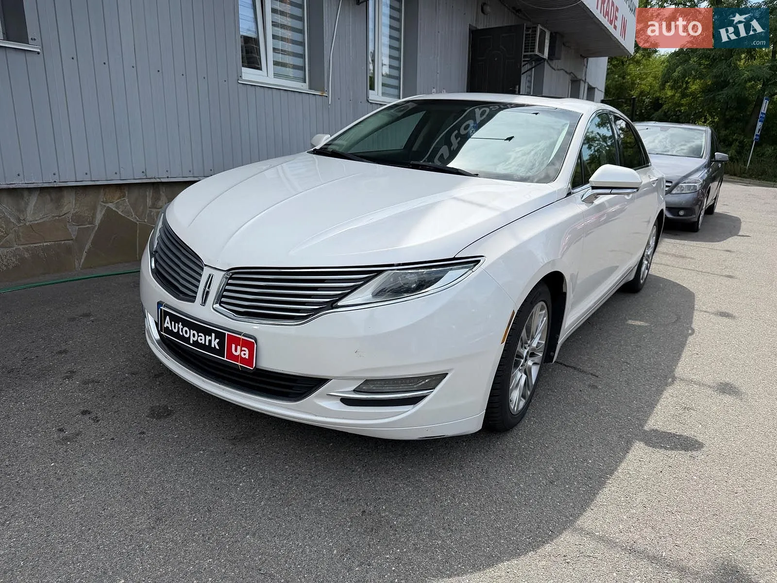 Lincoln MKZ, 2014