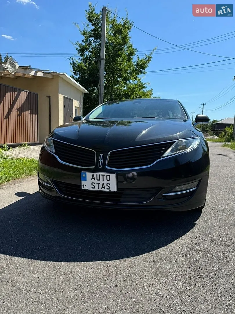 Lincoln MKZ, 2015