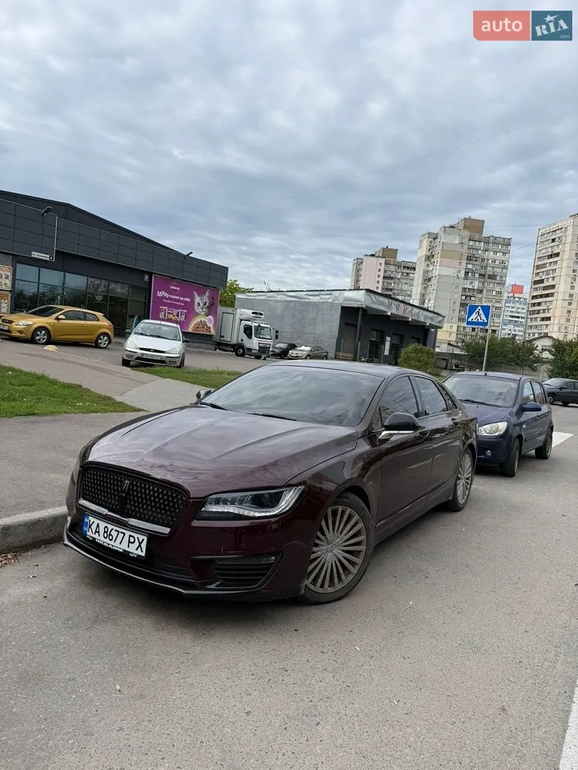Lincoln MKZ, 2016