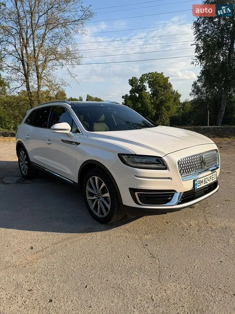 Lincoln Nautilus, 2019
