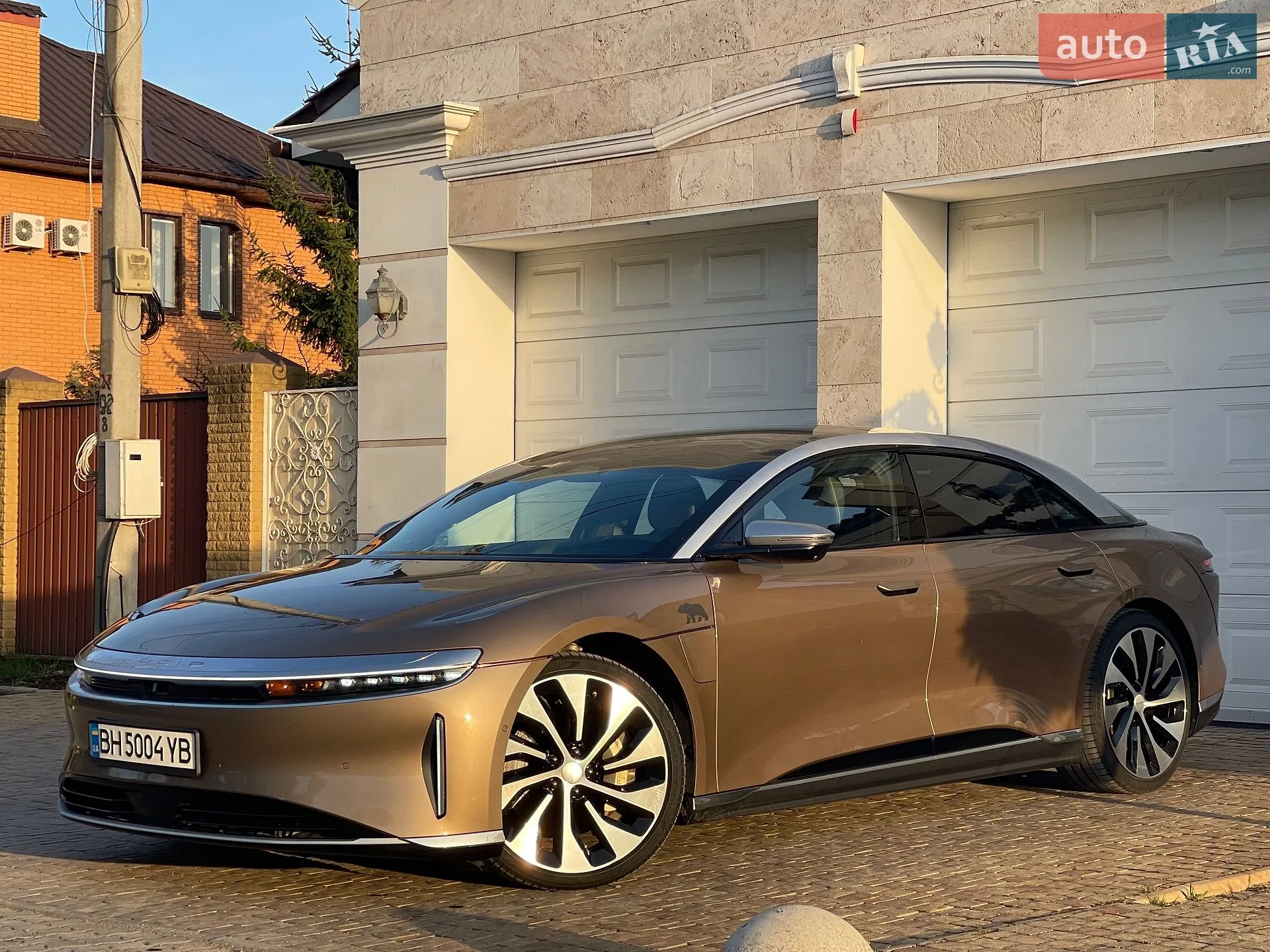 Lucid Air, 2022