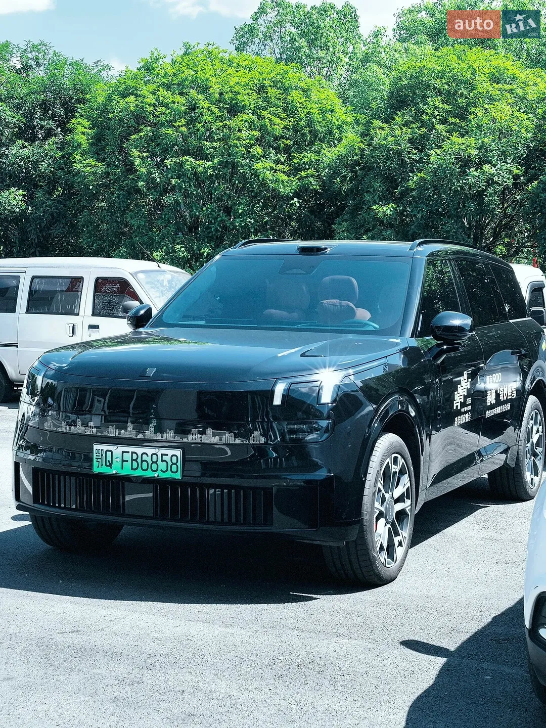 Lynk&Co 900, 2025