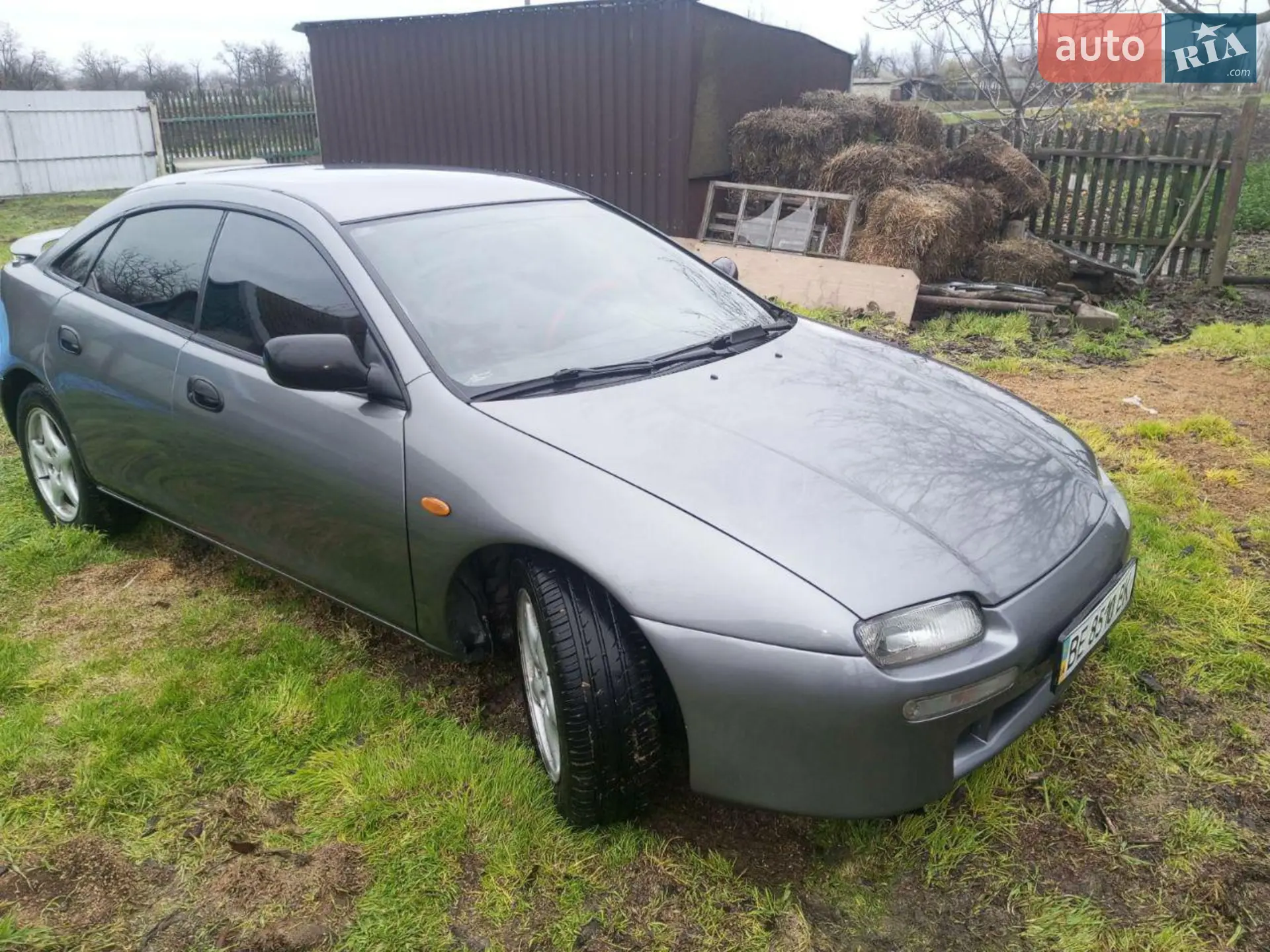 Mazda 323, 1994