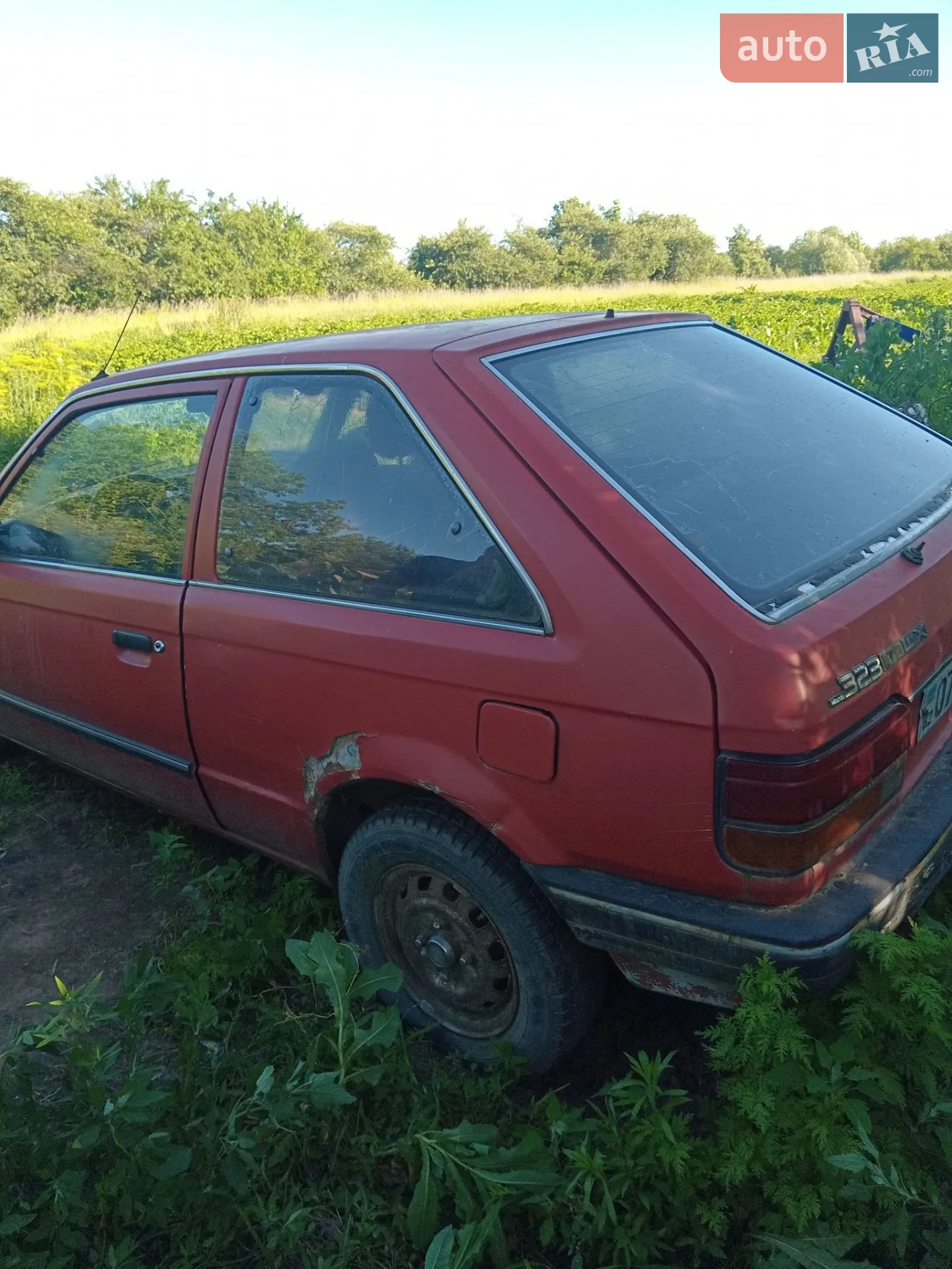 Mazda 323, 1985