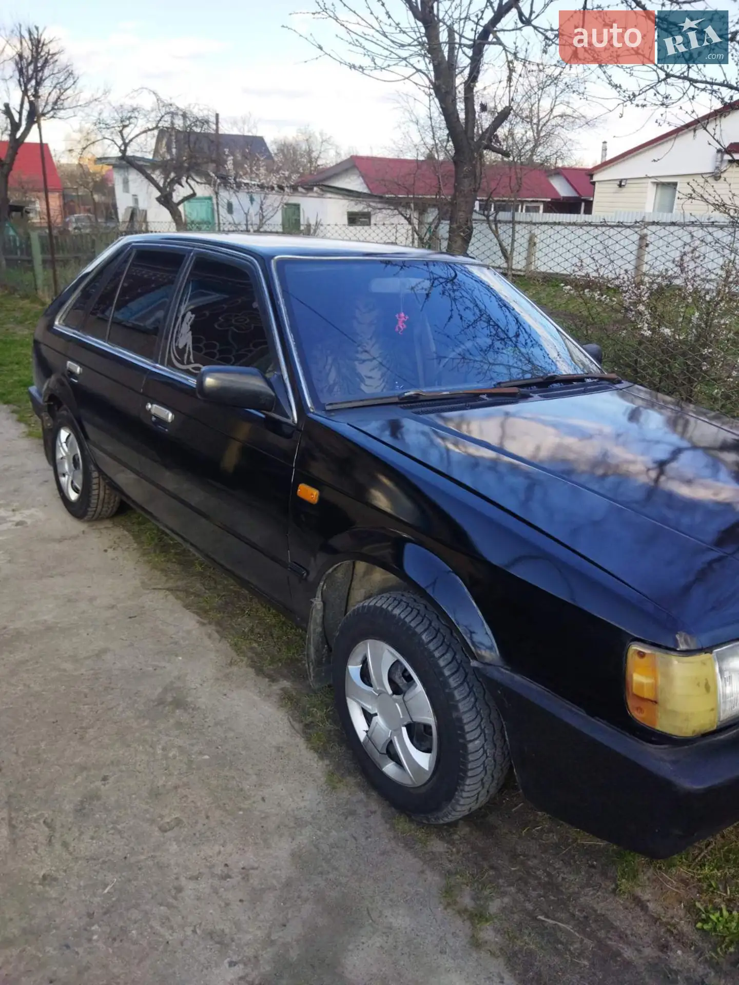 Mazda 323, 1987