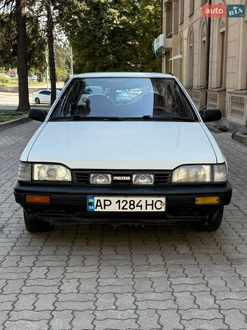 Mazda 323, 1987