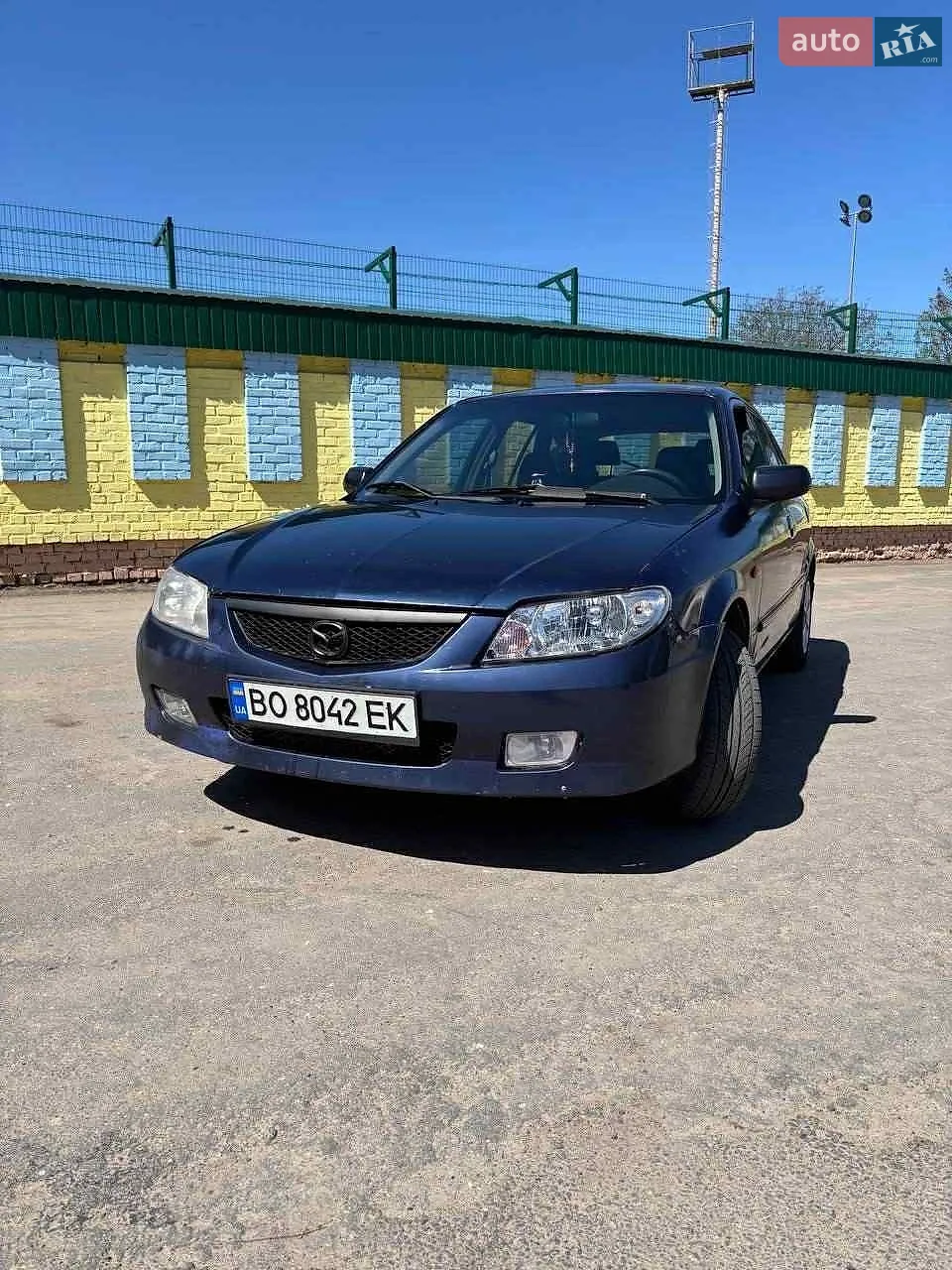 Mazda 323 2001 — 1