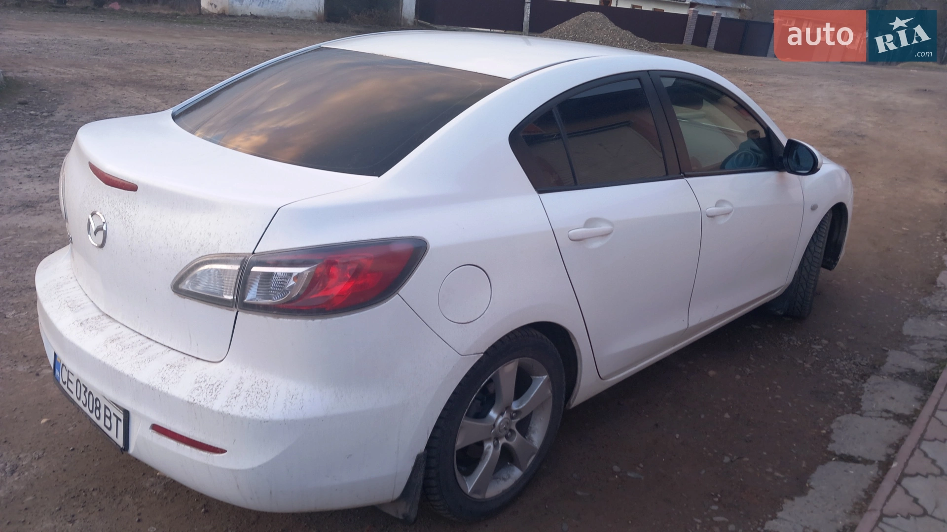 Mazda 3, 2011