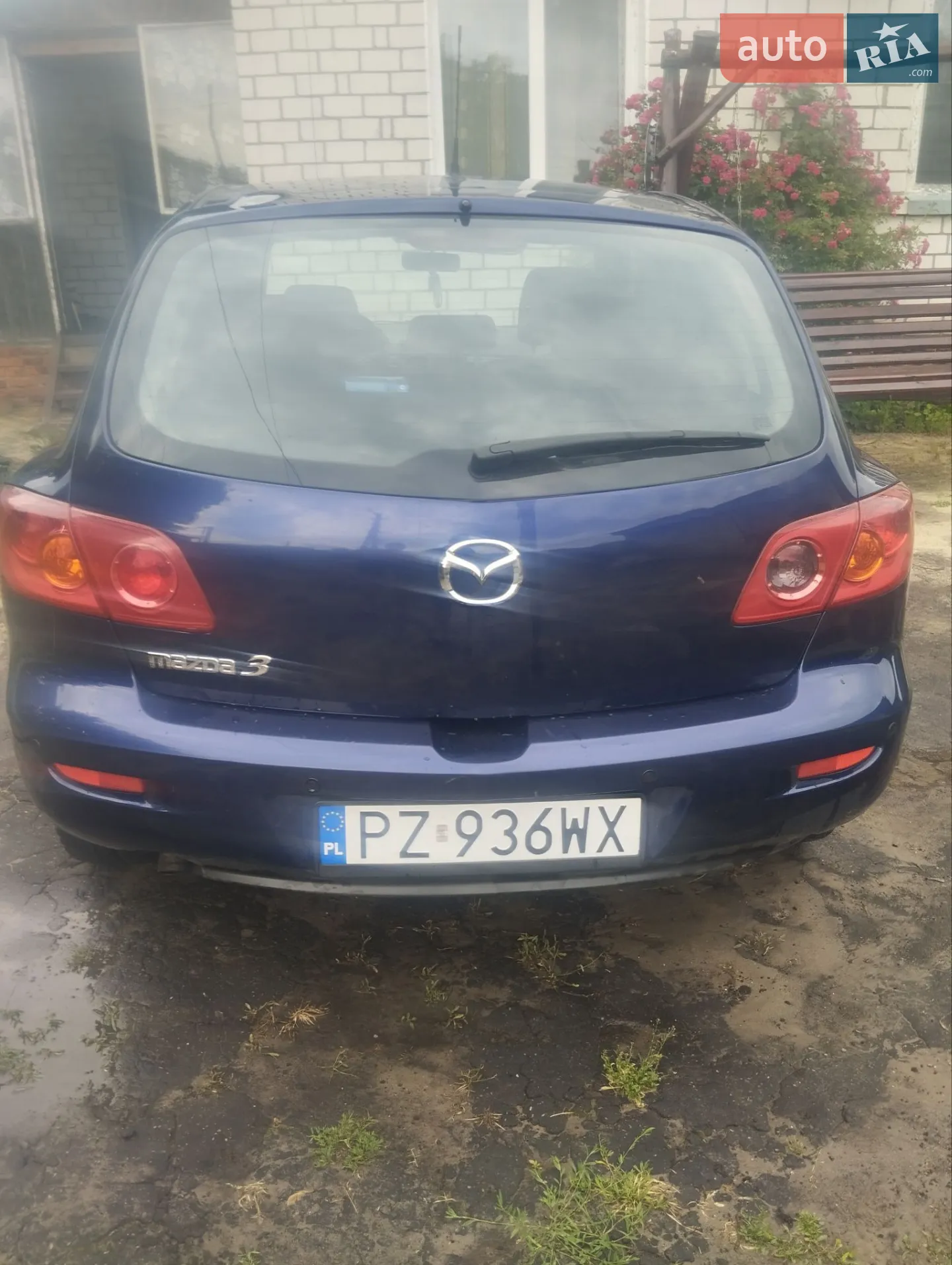 Mazda 3, 2004