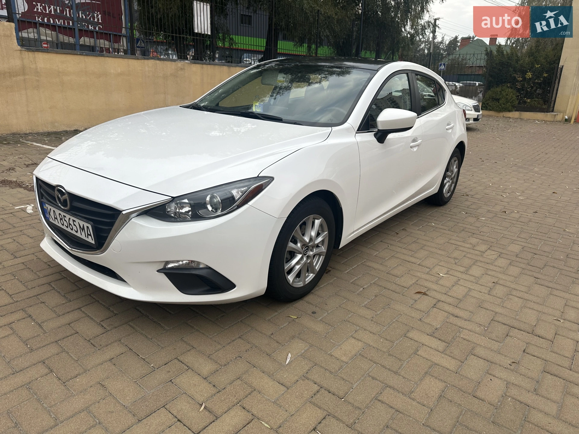 Mazda 3, 2015