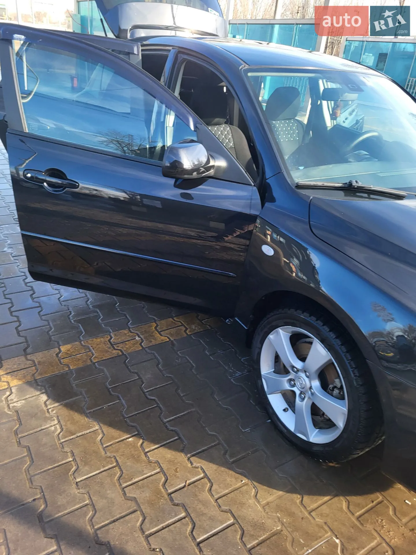 Mazda 3, 2005