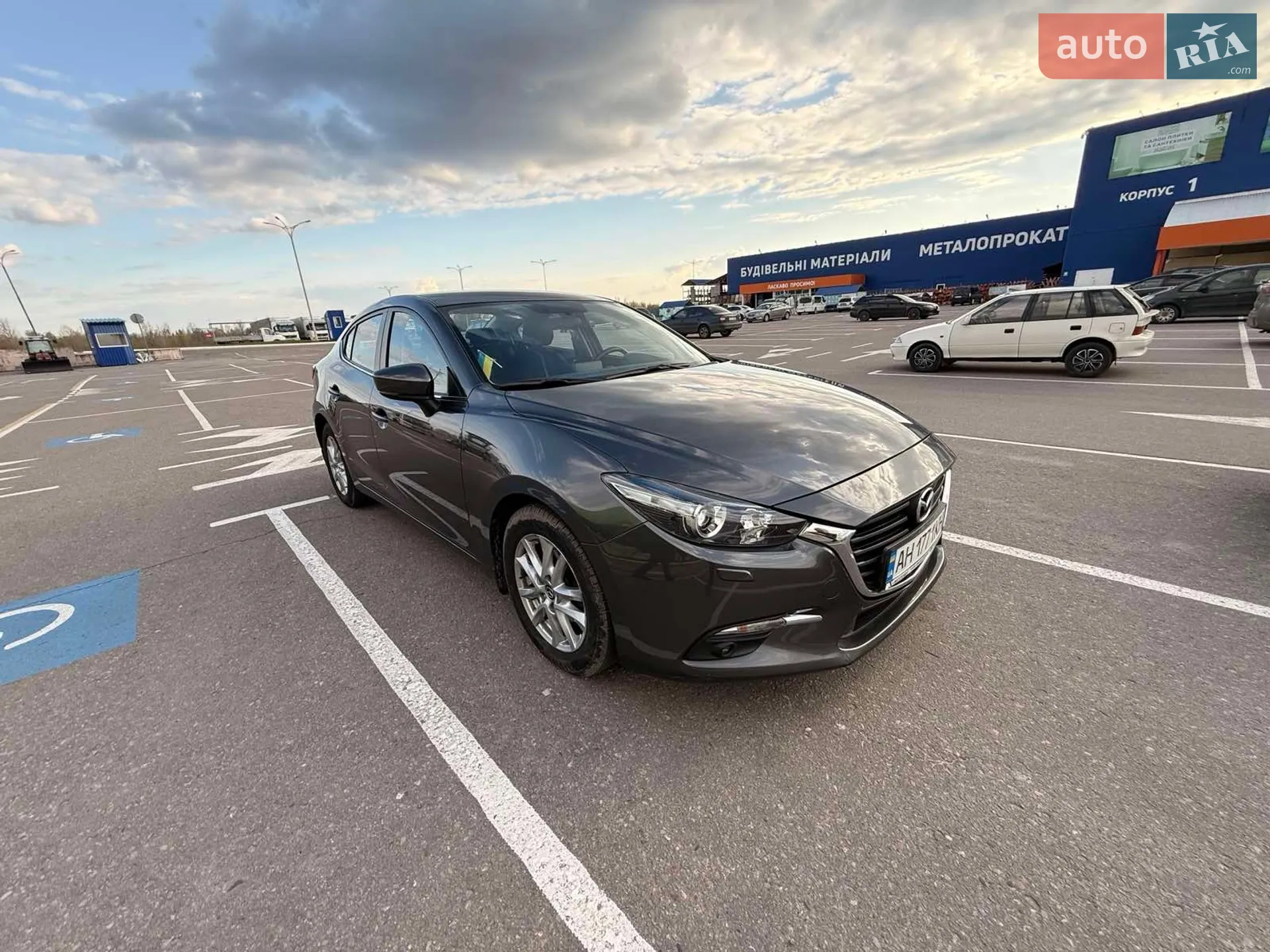 Mazda 3, 2017