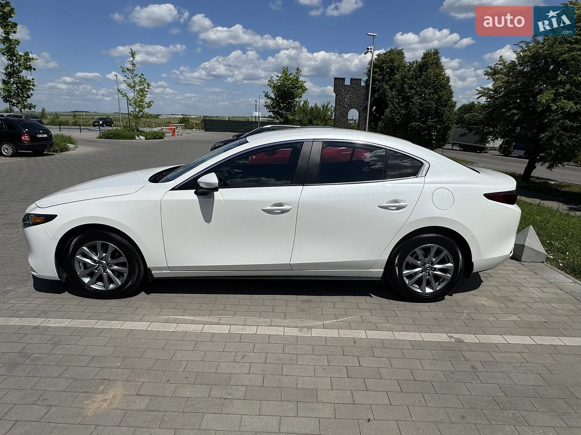 Mazda 3, 2023