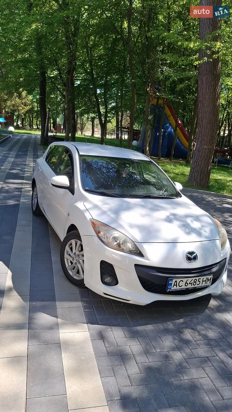 Mazda 3, 2011
