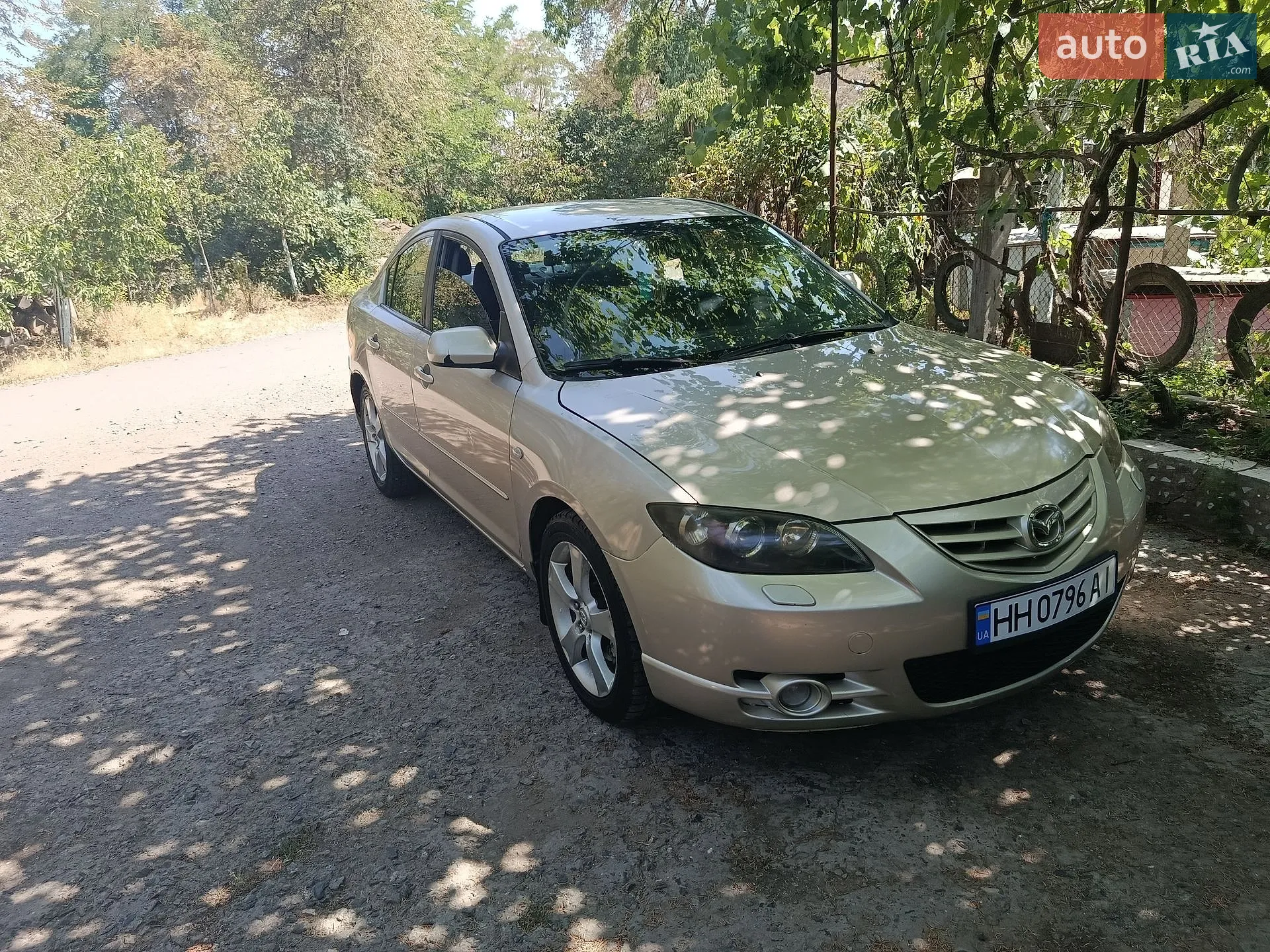 Mazda 3, 2004