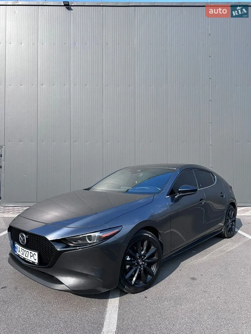 Mazda 3, 2021