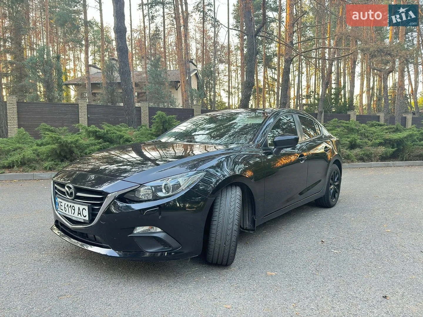 Mazda 3, 2015