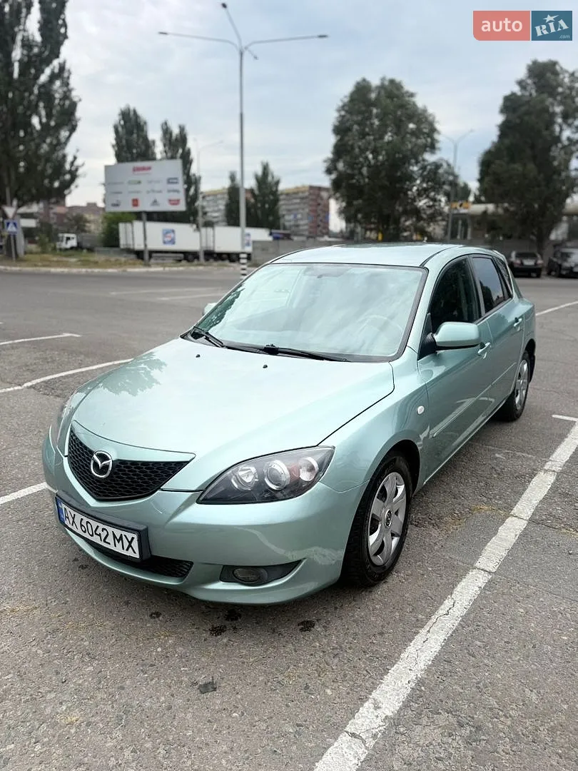 Mazda 3, 2004
