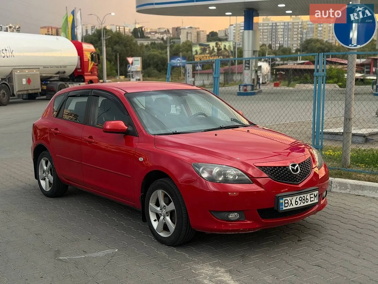 Mazda 3, 2005
