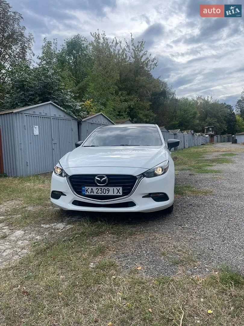 Mazda 3, 2017