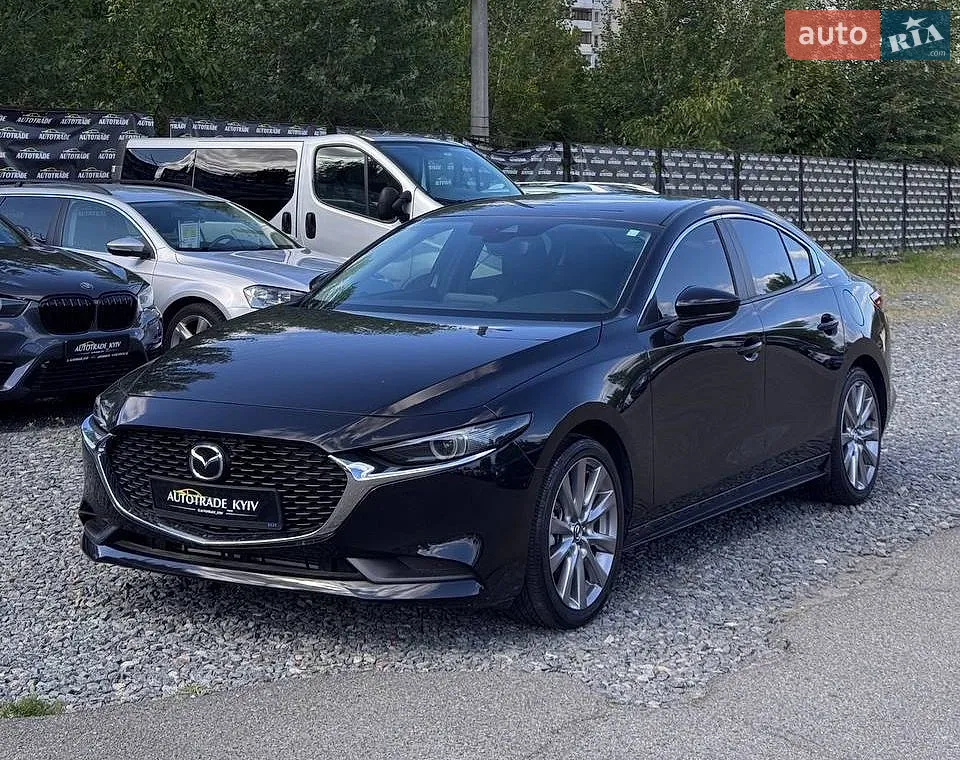 Mazda 3, 2022