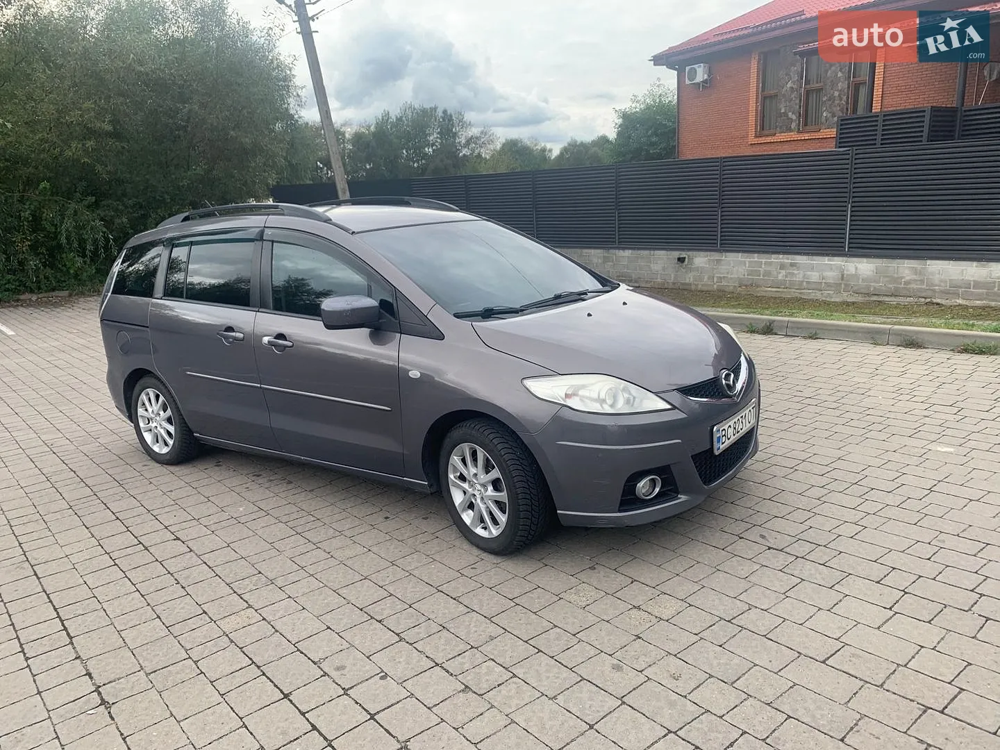 Mazda 5, 2009