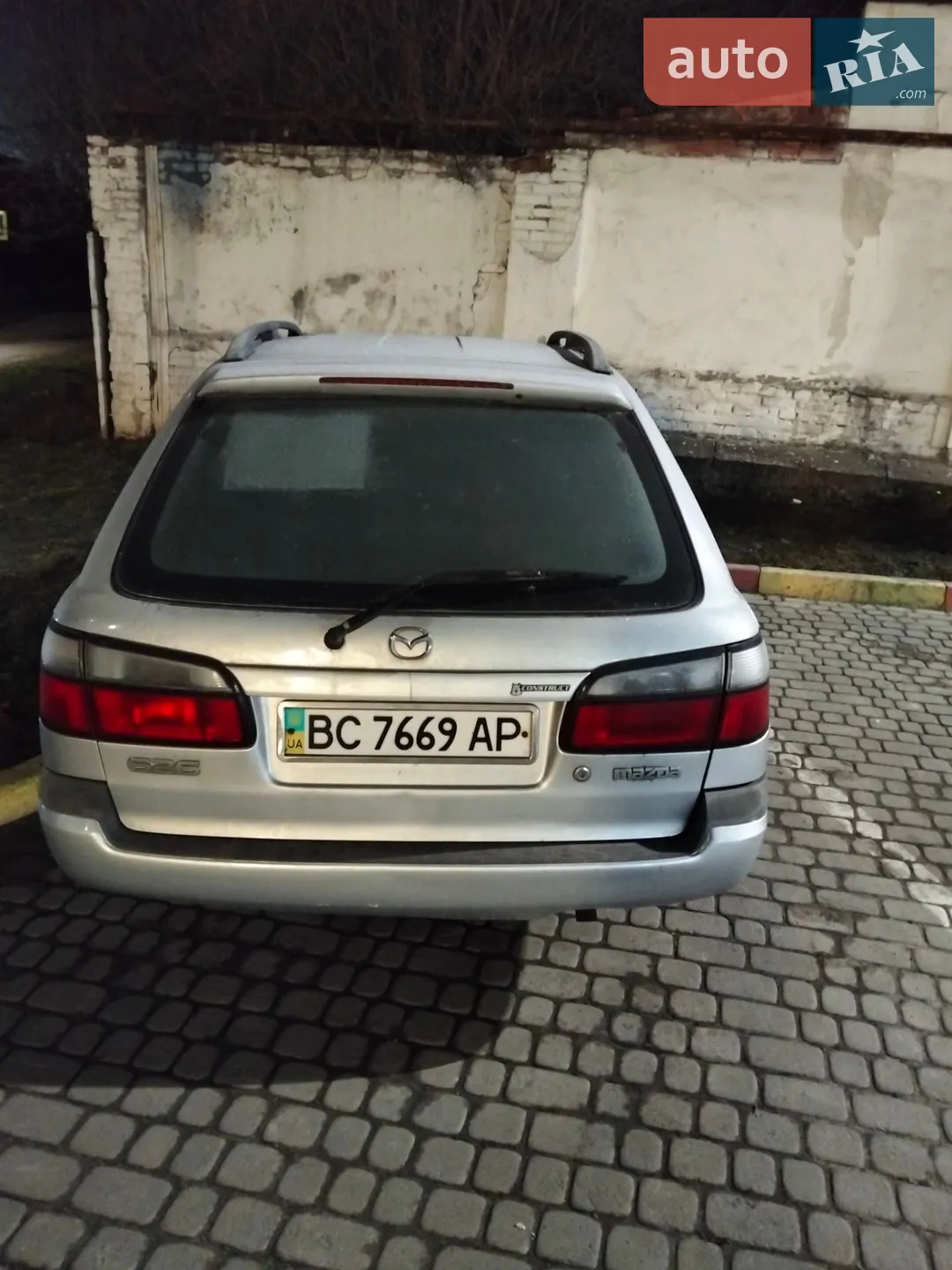 Mazda 626, 2000