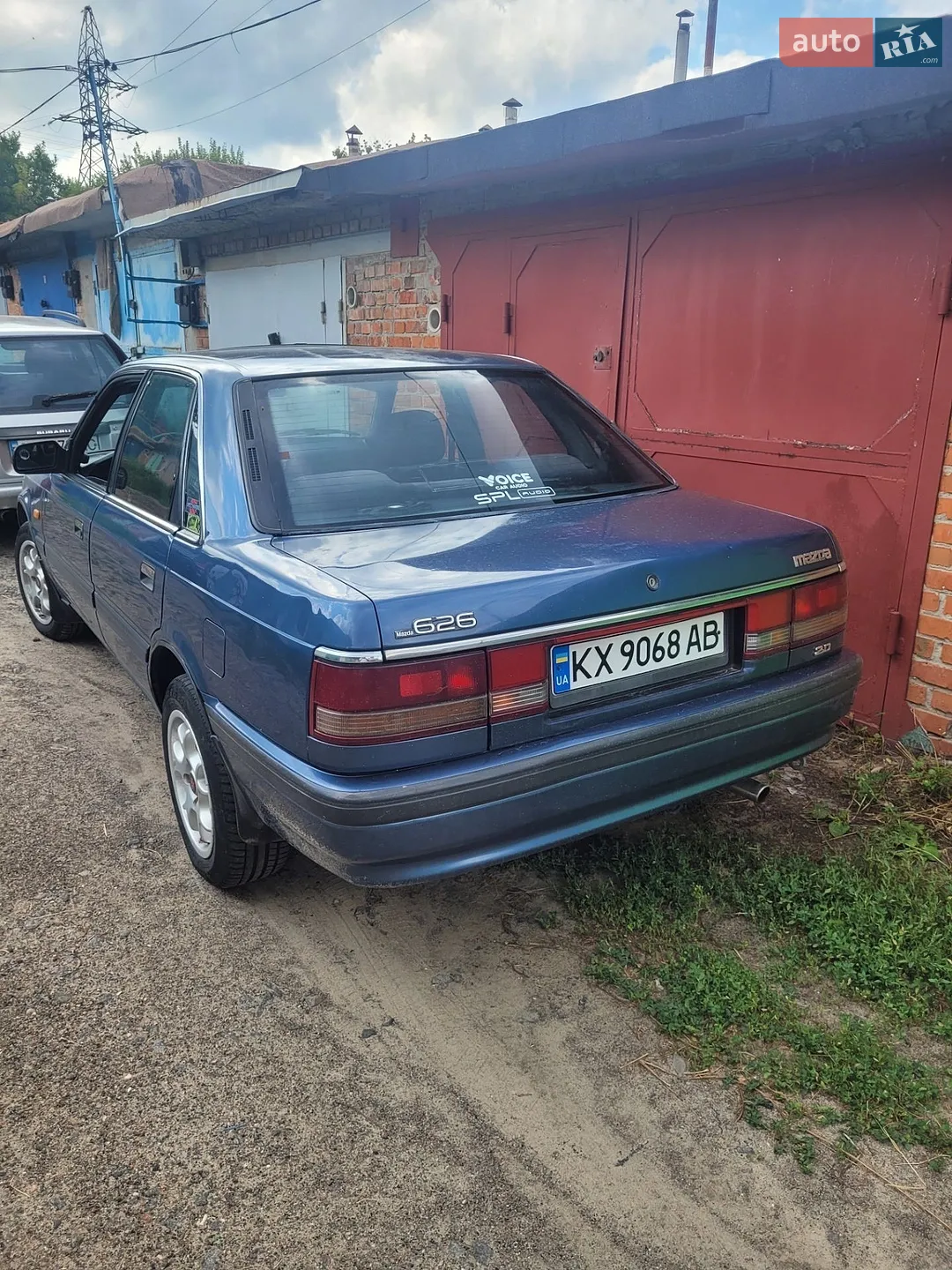 Mazda 626, 1988