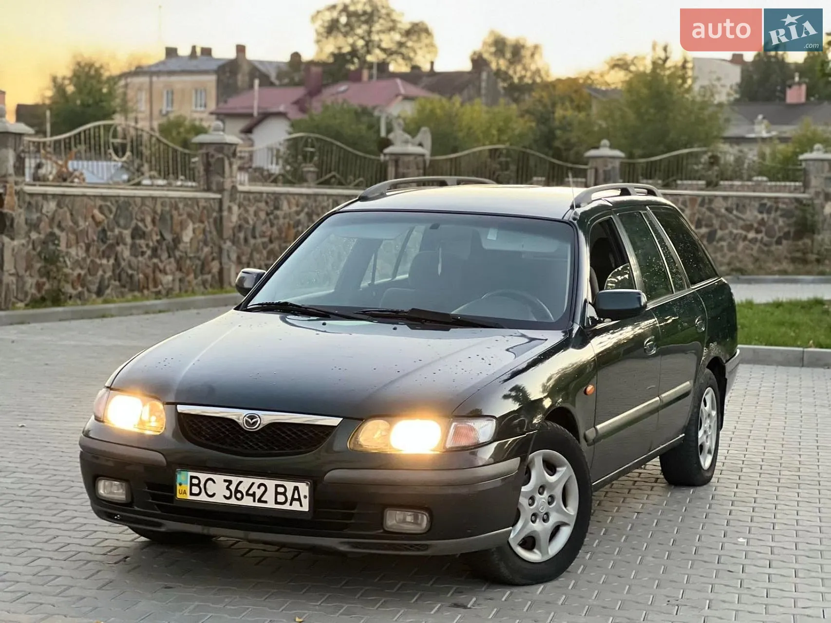 Mazda 626, 1998
