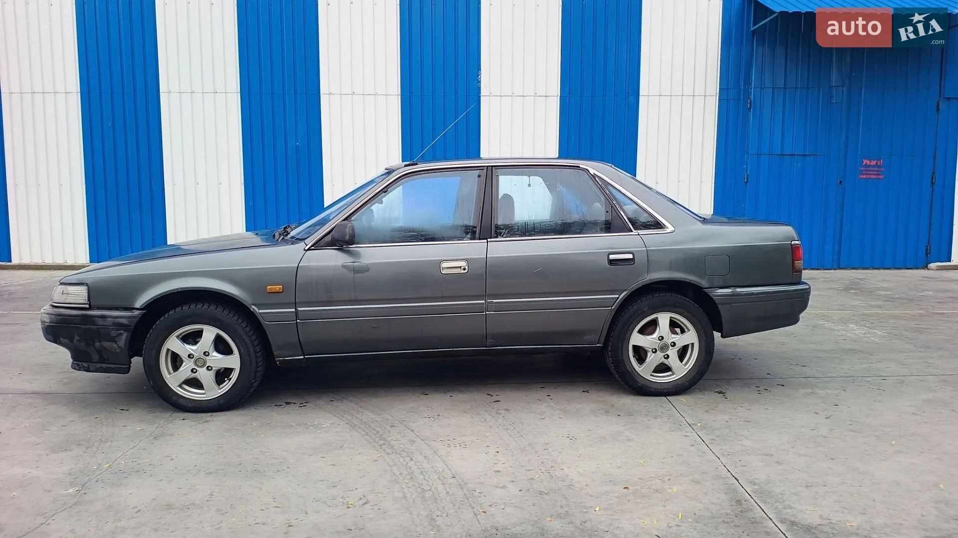 Mazda 626, 1989