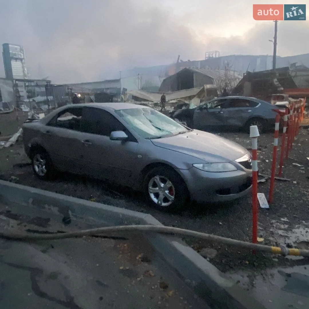 Mazda 6, 2004
