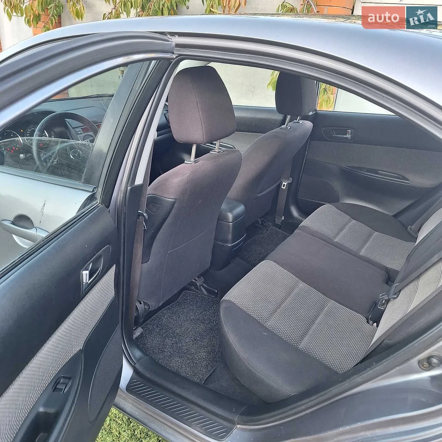 Mazda 6, 2003