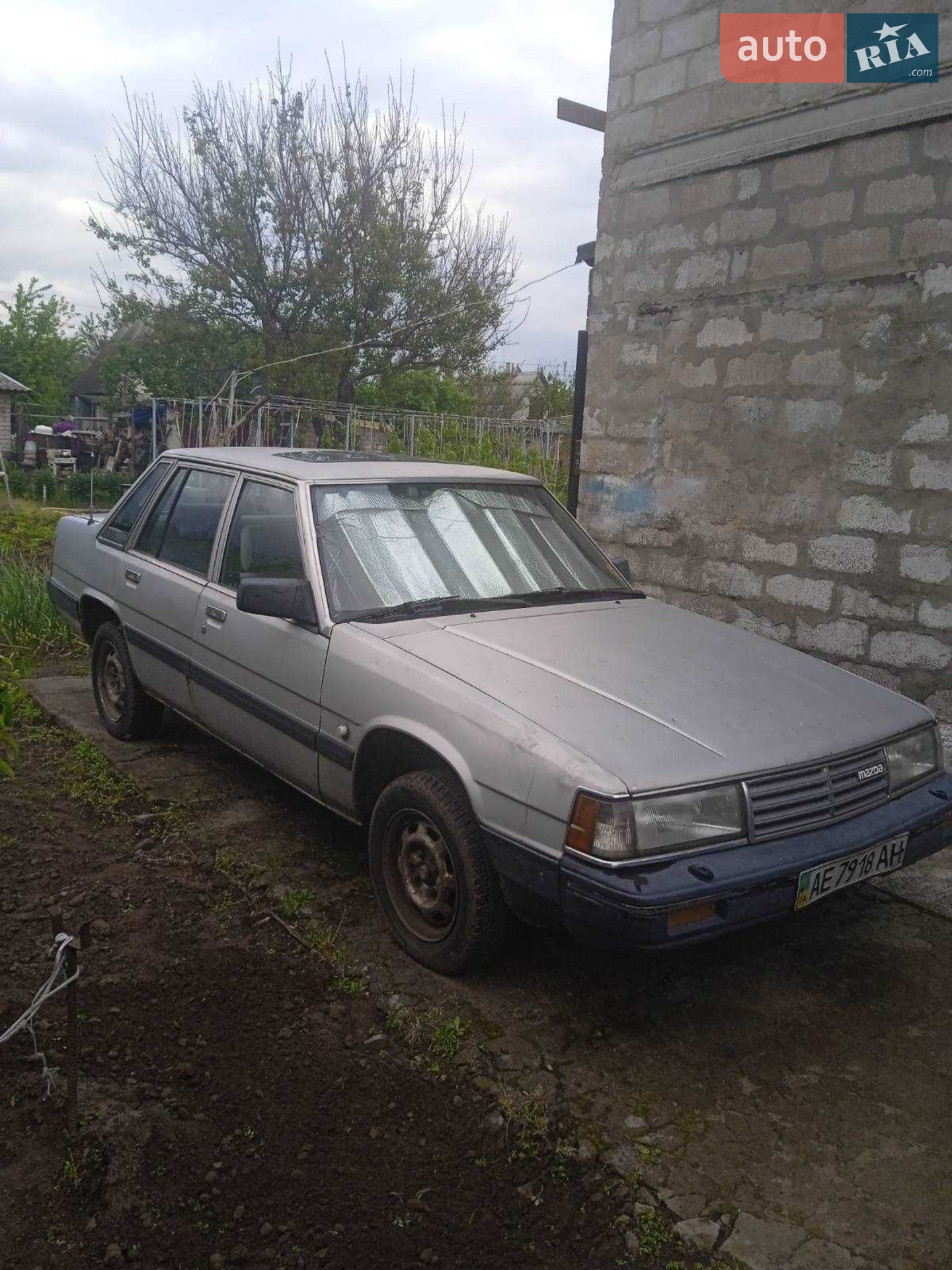 Mazda 929 1984 — 1
