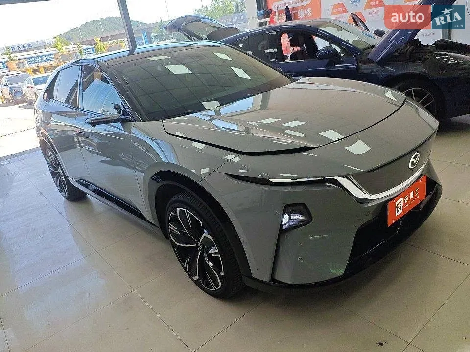Mazda EZ-60, 2025
