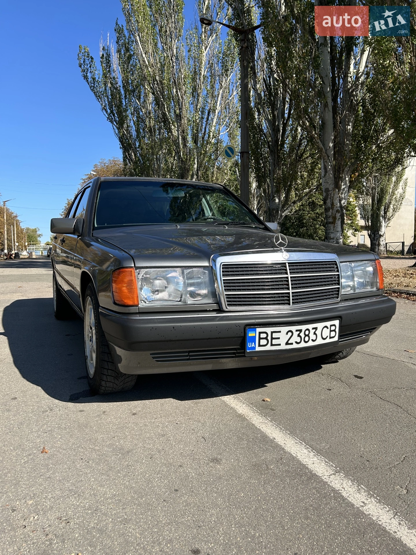 Mercedes-Benz 190, 1987