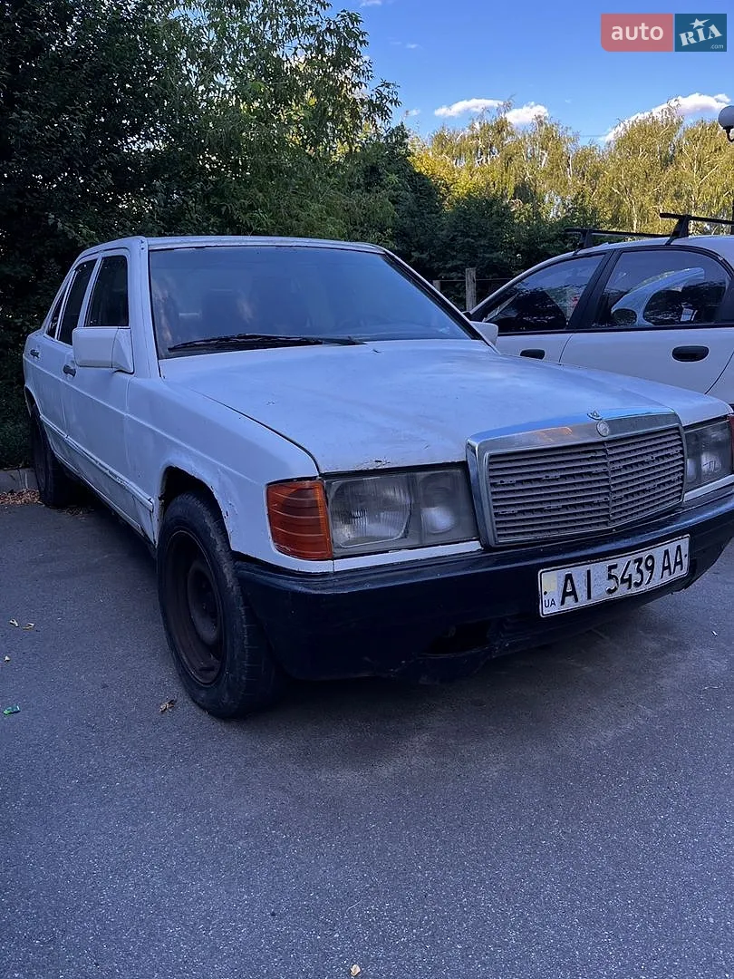Mercedes-Benz 190, 1984