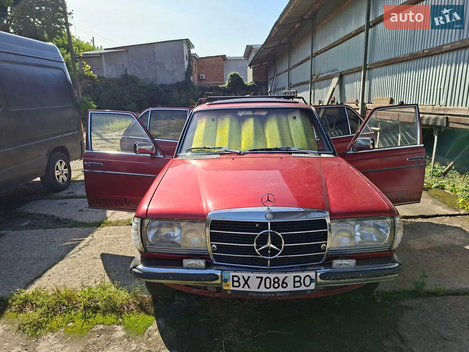 Mercedes-Benz 190, 1982