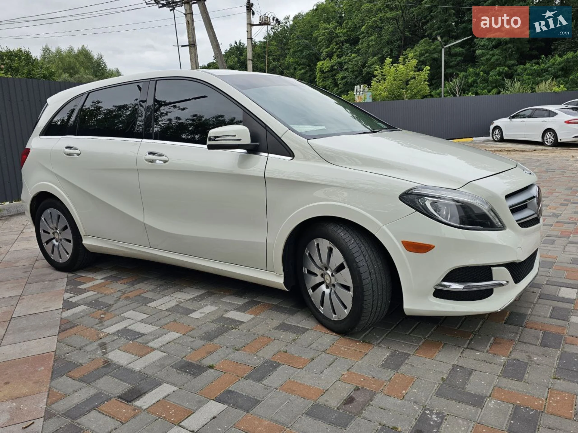 Mercedes-Benz B-Class, 2014