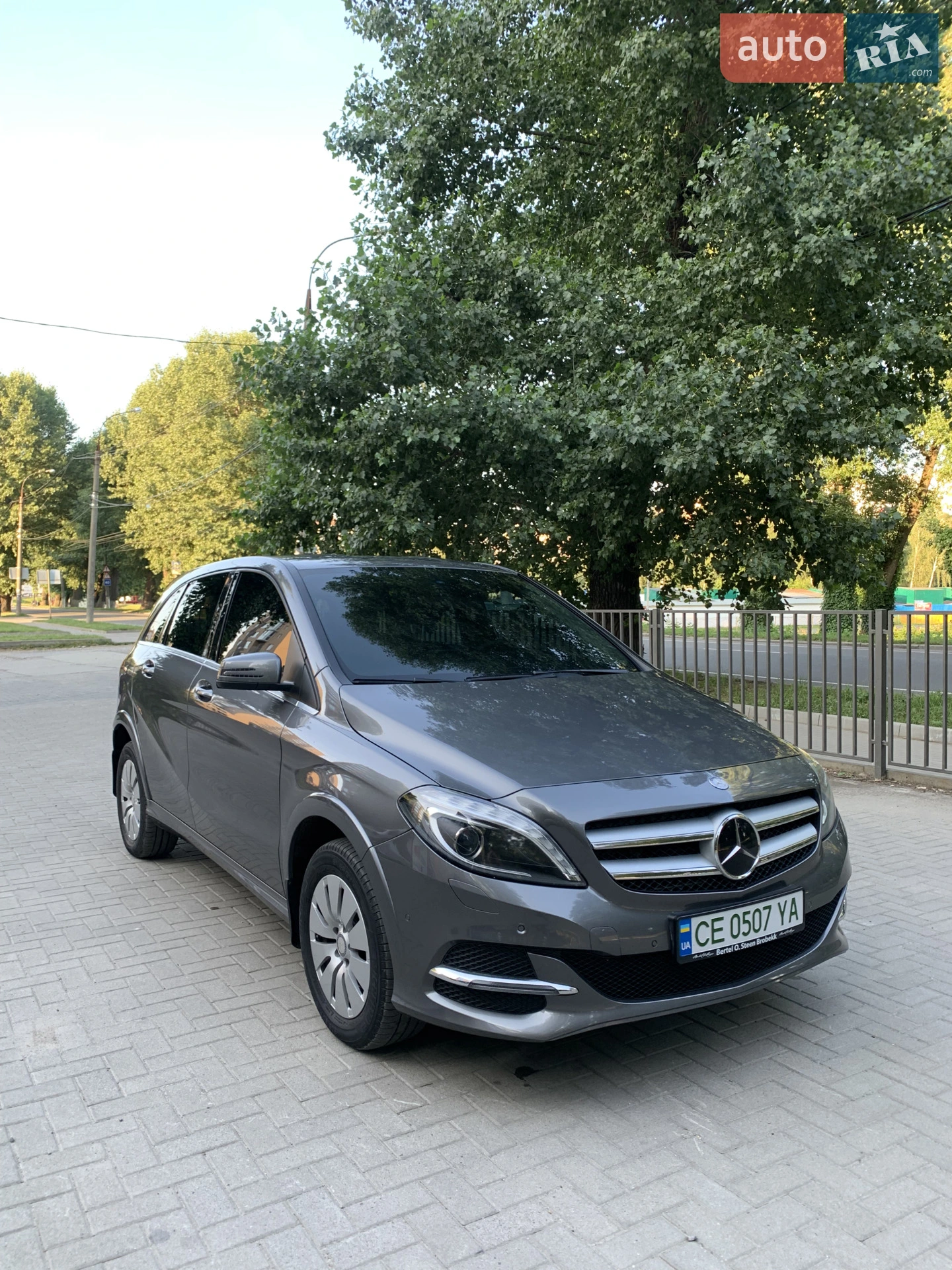 Mercedes-Benz B-Class, 2016