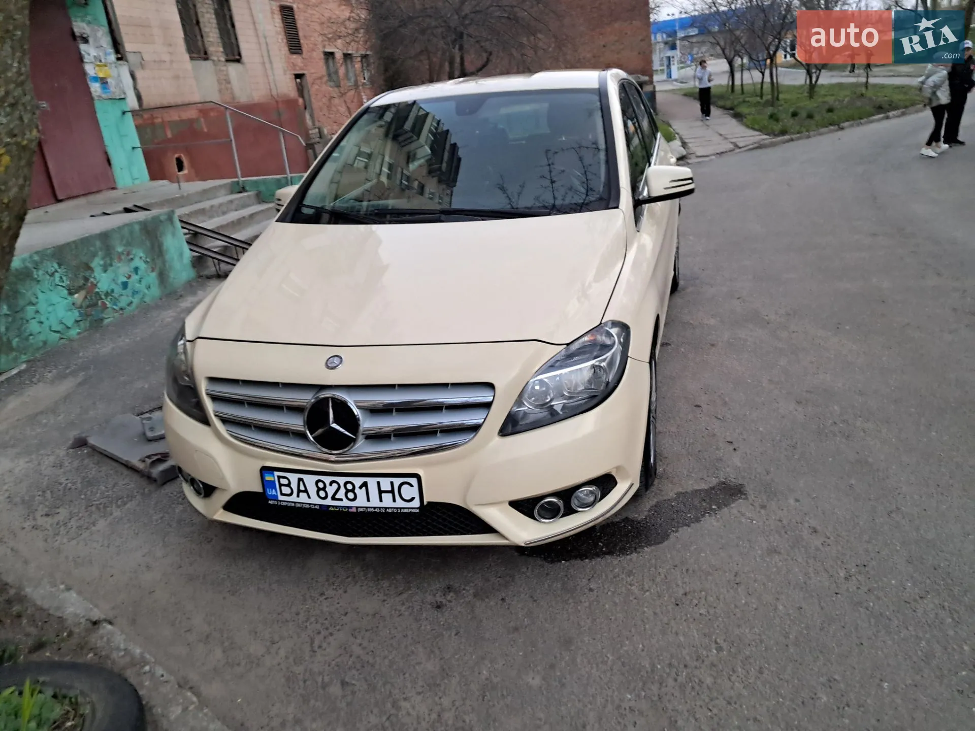 Mercedes-Benz B-Class, 2012
