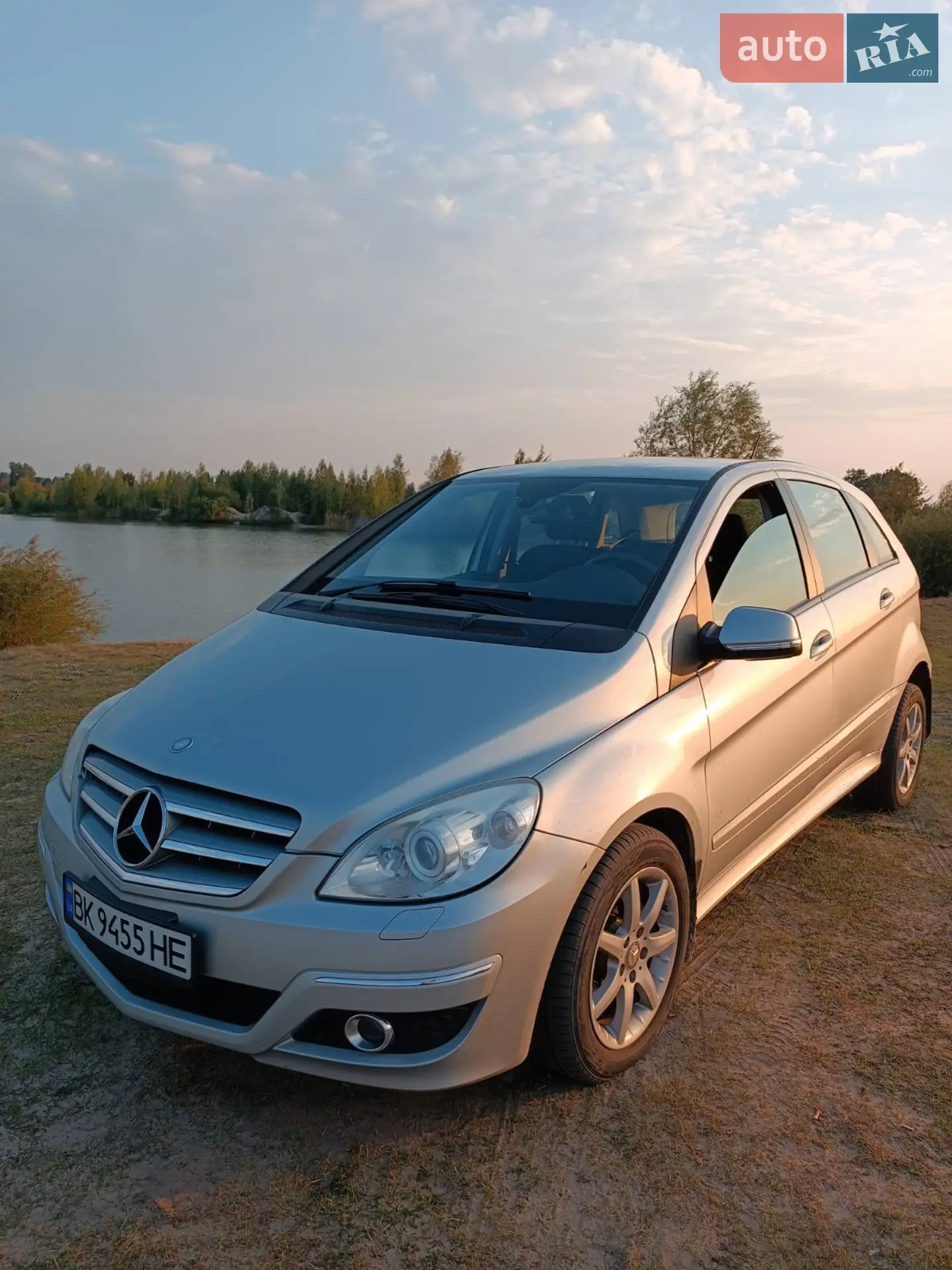 Mercedes-Benz B-Class, 2011