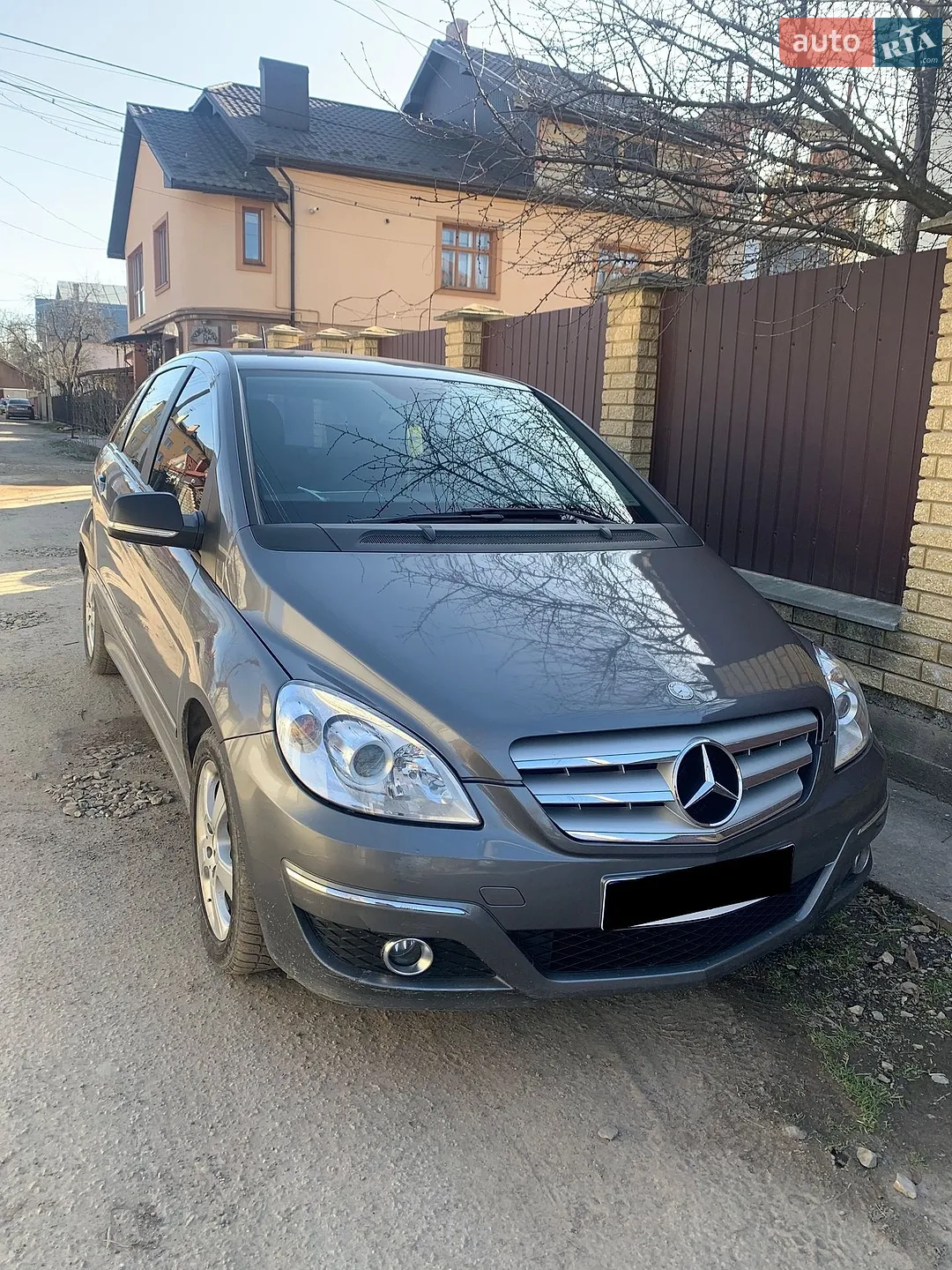 Mercedes-Benz B-Class, 2010