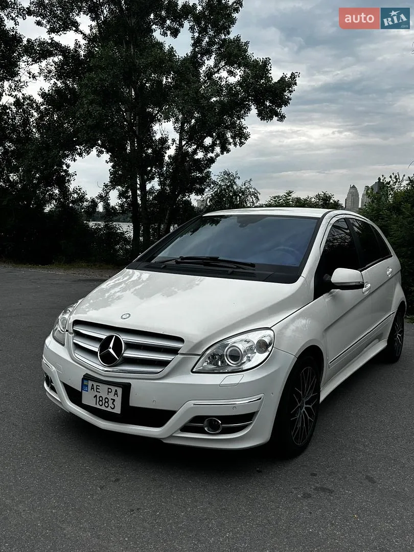 Mercedes-Benz B-Class, 2010