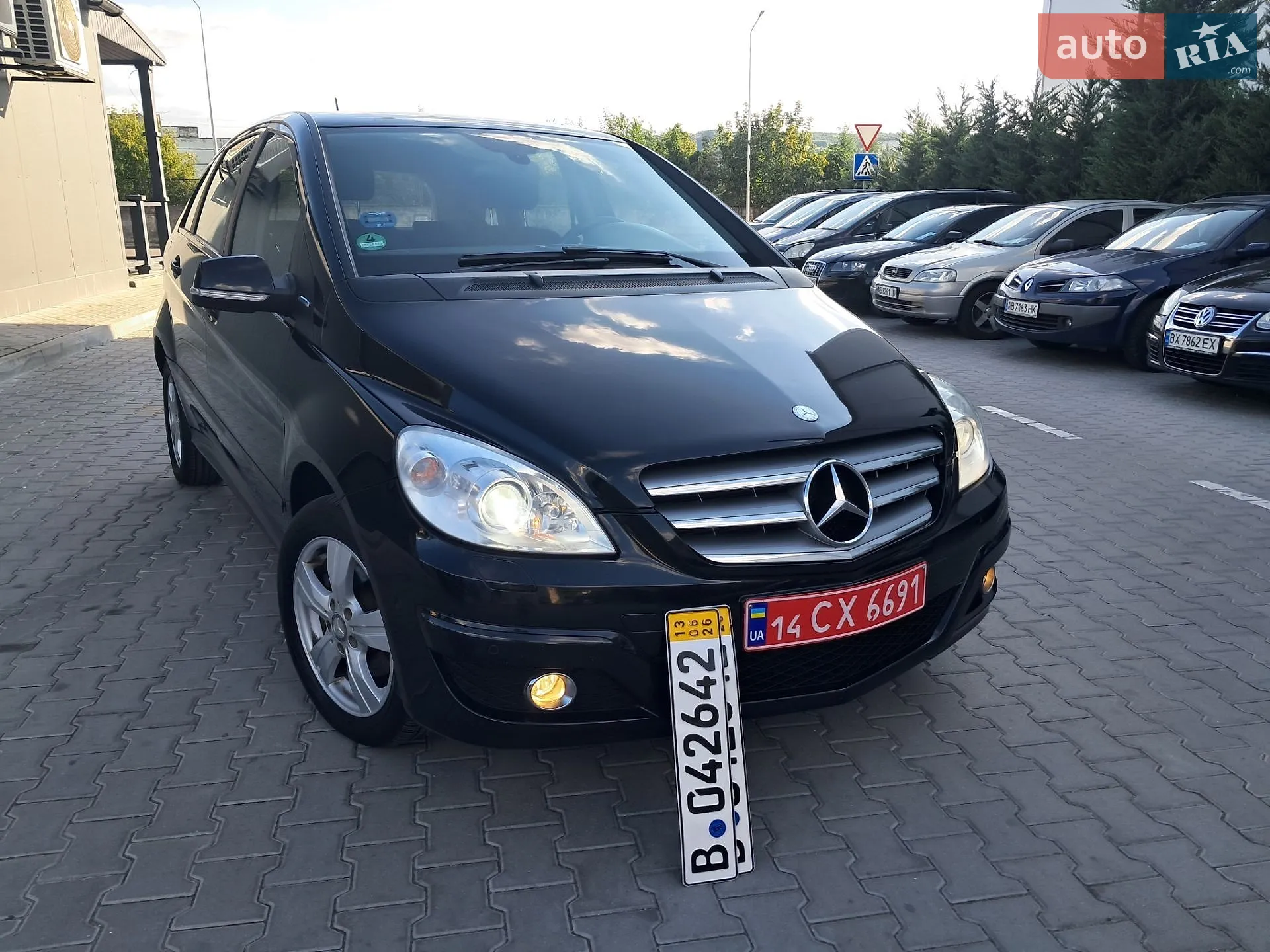 Mercedes-Benz B-Class, 2010
