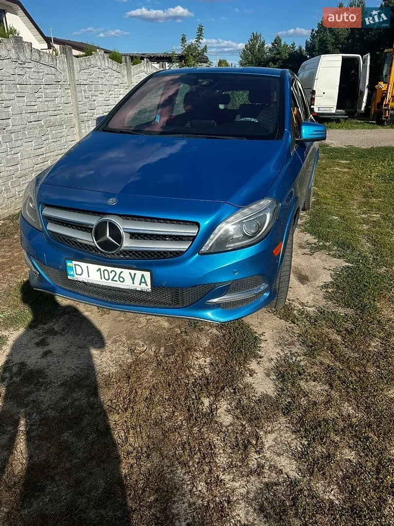 Mercedes-Benz B-Class, 2015